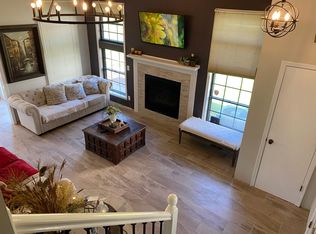 11422 Reeder St, Overland Park, KS 66210