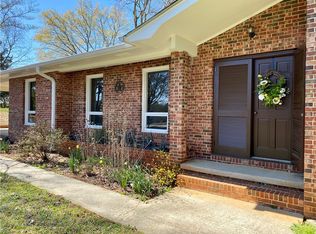 105 Horseshoe Rd, Central, SC 29630