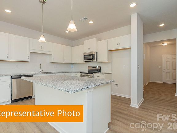 3rd image of 6117 Jasmine Branch Rd