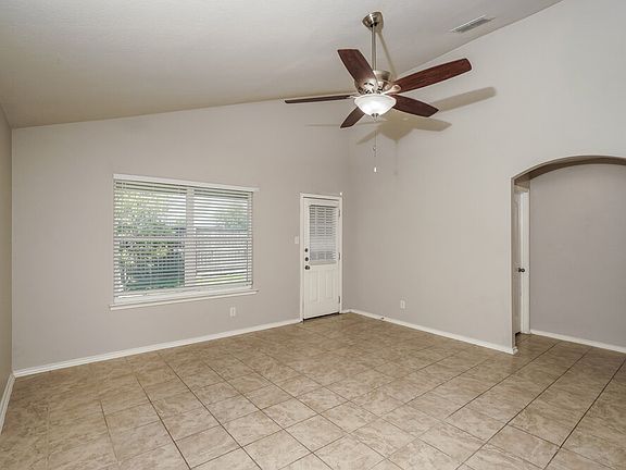 5th image of 10135 Strasbourg Way