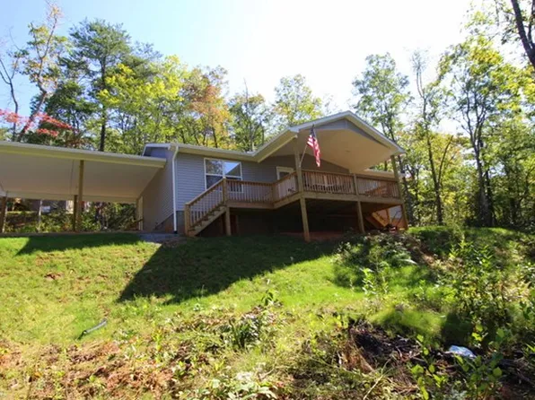 17 Grace Starr Rd, Franklin, NC 28734