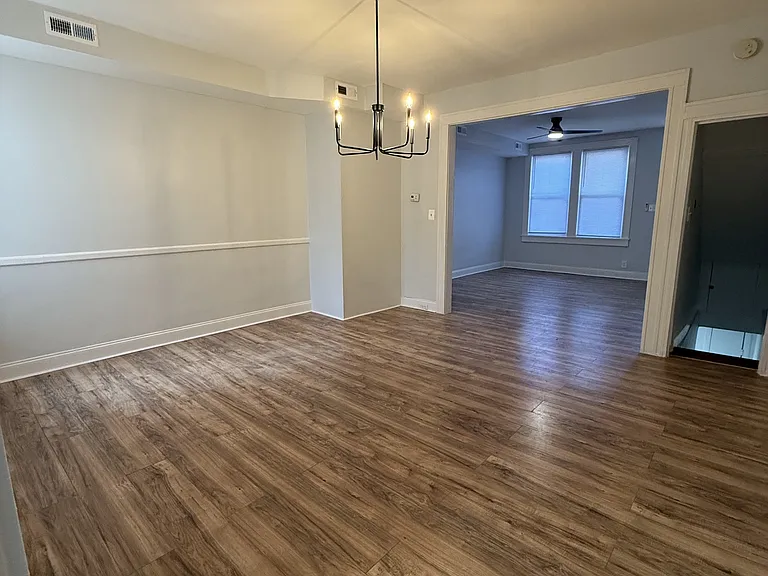 2855 Mayfield Ave — Photo 1