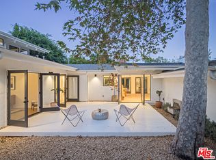 13322 W Sunset Blvd, Los Angeles, CA 90049