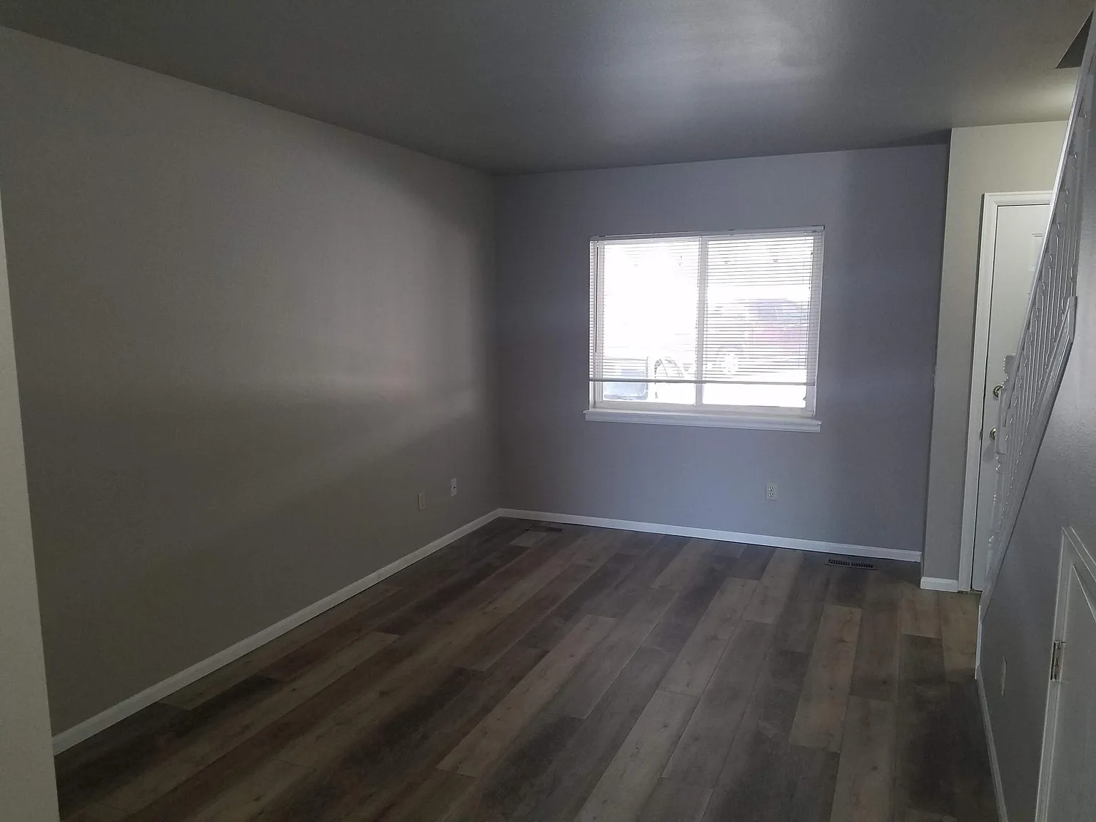 2 bed, 1.5 bath, 908 sqft, $1,450 — Photo 3