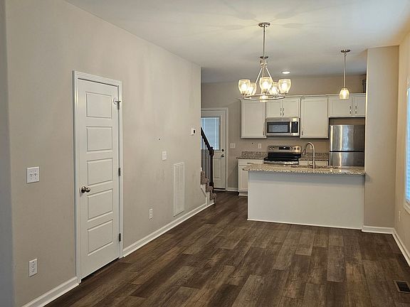 2nd image of 1216 Paradise Hill Rd #A