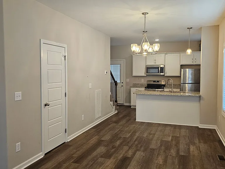 1216 Paradise Hill Rd #A — Photo 2