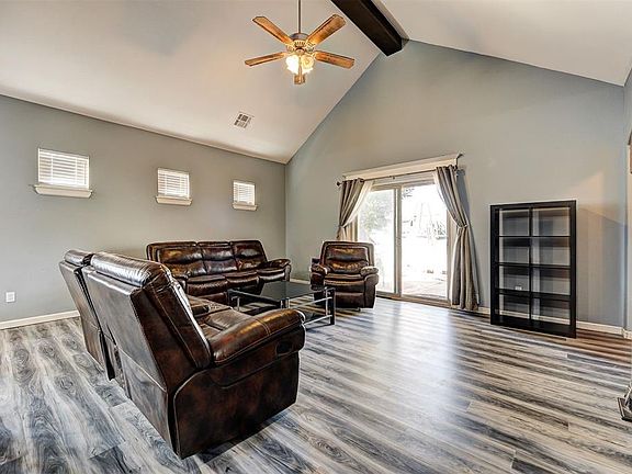 4th image of 6541 Bentley Dr