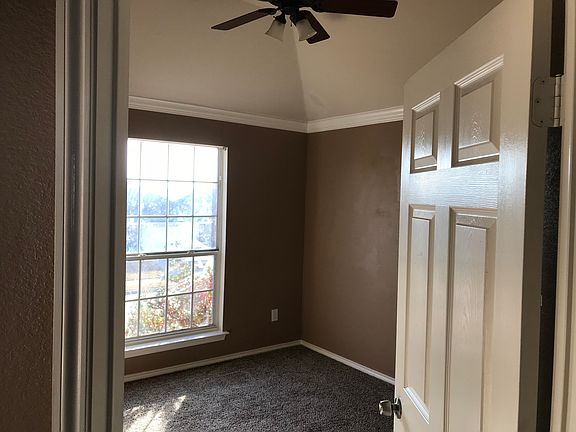 4th image of 4416 Southbend Dr