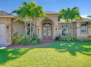 472 SE Inwood Ave, Pt Saint Lucie, FL 34953