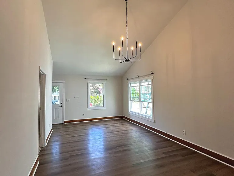 8727 D St — Photo 2