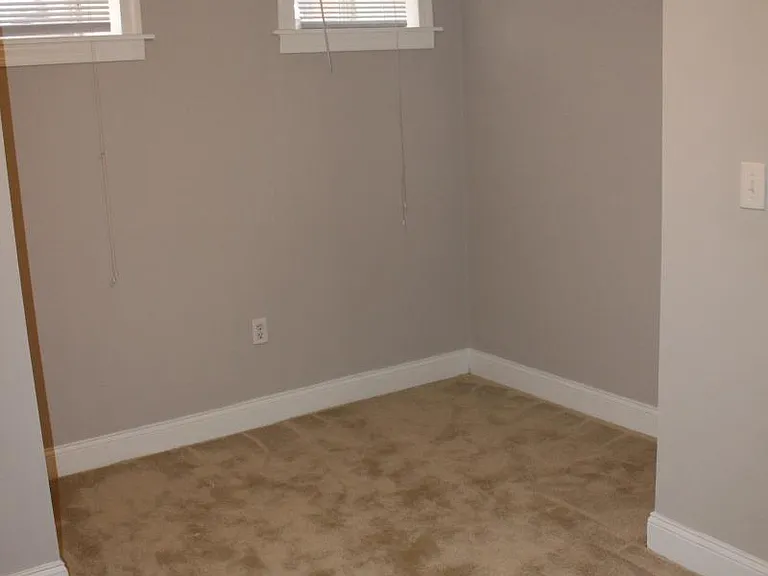 106 S Washington St — Photo 34