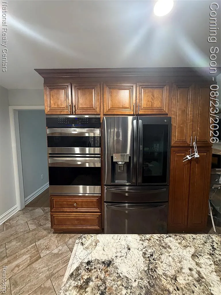 3 bed, 2.5 bath, 3634 sqft, $2,750 — Photo 4