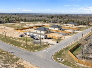 153 Las Alturas Dr, Elgin, TX 78621