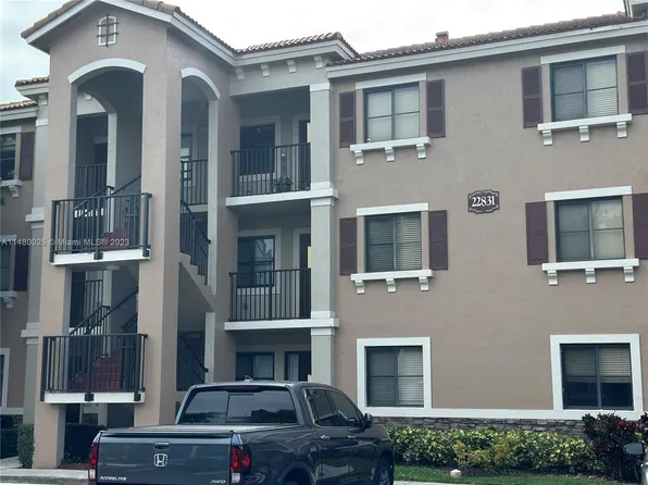 22831 SW 88th Pl Unit 203, Cutler Bay, FL 33190