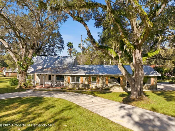 1080 Buena Vista Ave, Brooksville, FL 34601