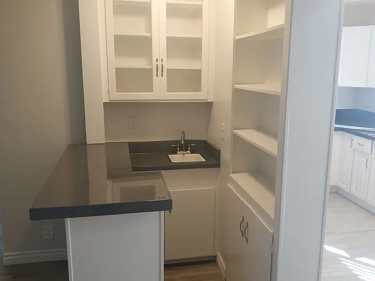 2 bed, 1.5 bath, 900 sqft, $2,015 — Photo 15