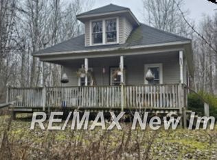 5911 N Water Rd, Sanford, MI 48657