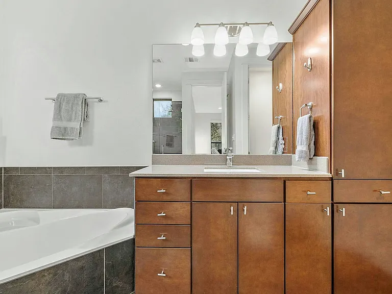 3118 Corbin Ln — Photo 15