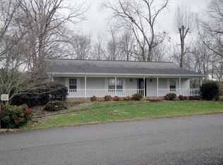 2982 Park View Dr, Morristown, TN 37814