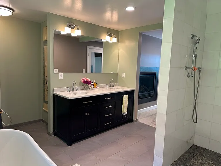 8085 SW Ridgeway Dr — Photo 3