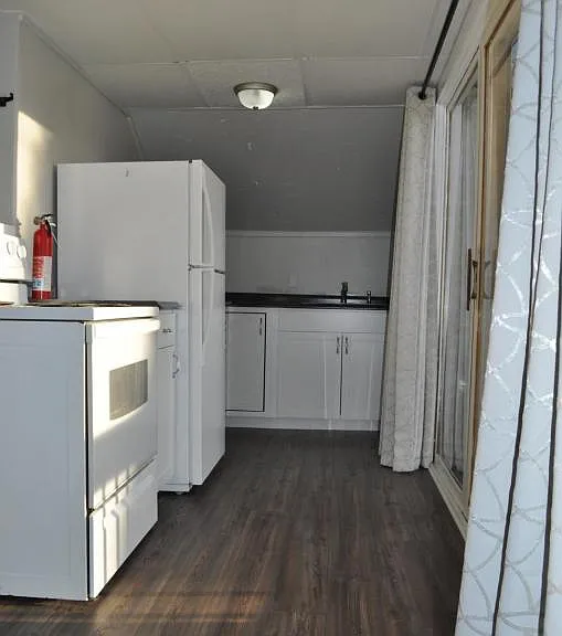 35U at 45 West Main Street — Photo 8