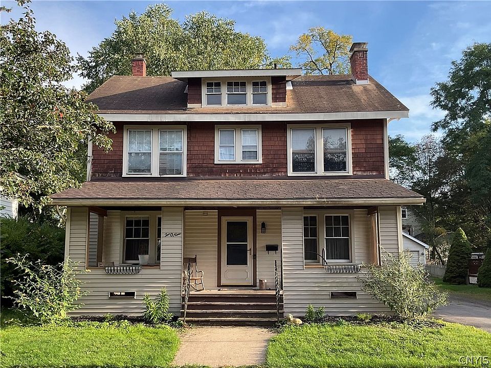 1st image of 209 Hartford Pl