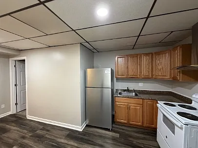 618 Broadway Blvd #1 — Photo 3