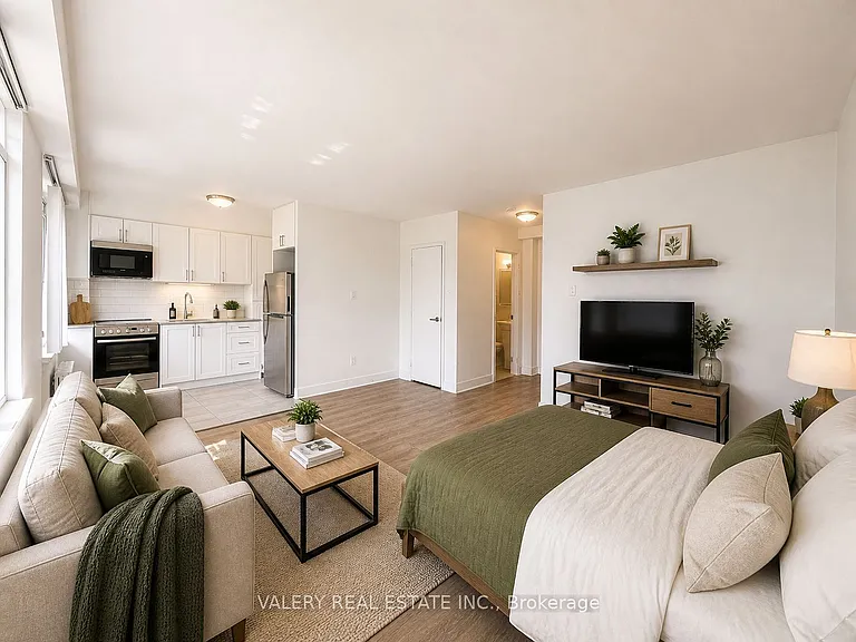 161 Saint George St #608 — Photo 5