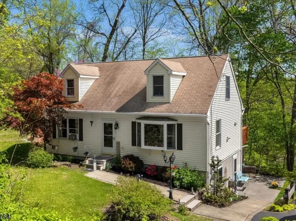 27 Alder Ter, Wantage Twp., NJ 07461
