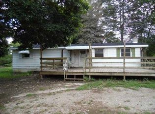 7180 S Meridian Rd, Hudson, MI 49247