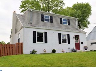 424 Crown St, Willow Grove, PA 19090