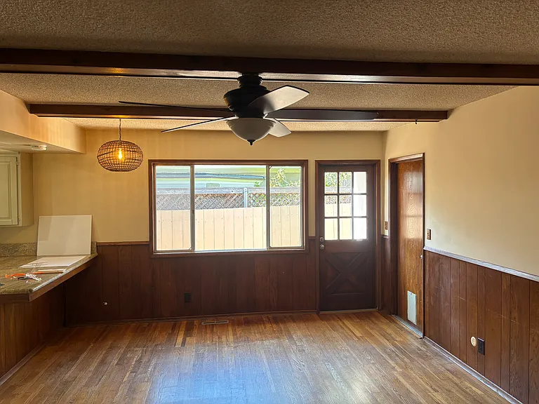 882 Cordova St — Photo 7