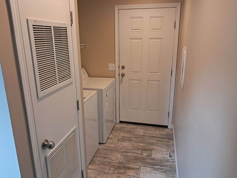 2nd image of 11399 Boyne Blvd #165