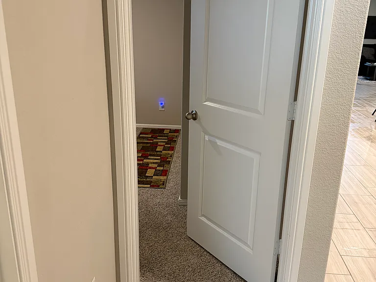 16413 Severn Ln — Photo 31