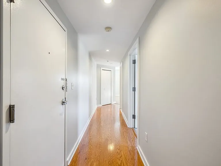 534-538 Commonwealth Ave #7 — Photo 5
