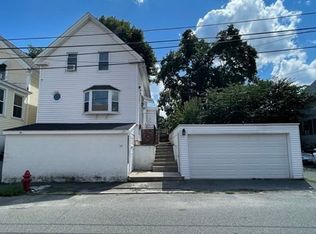 76 Maple St, Lowell, MA 01852