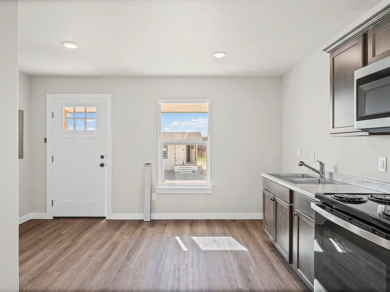 113B Thomas St — Photo 1