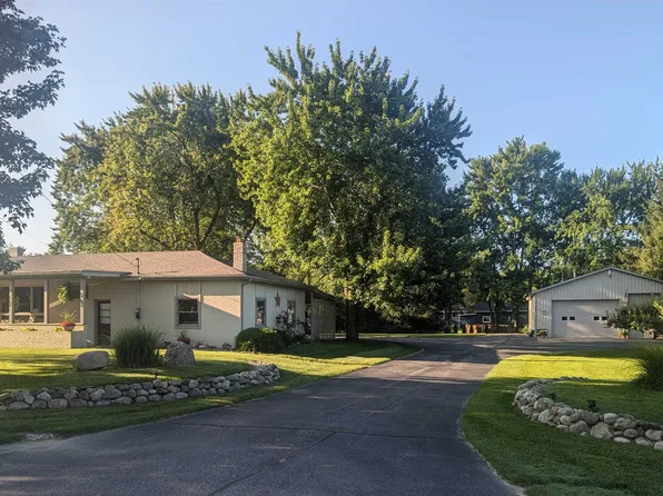4840 E Wackerly Rd, Midland, MI 48642