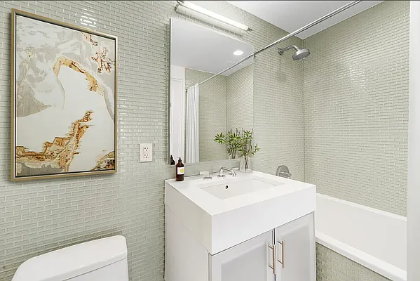 Rented by Vector New York, LLC | media 10