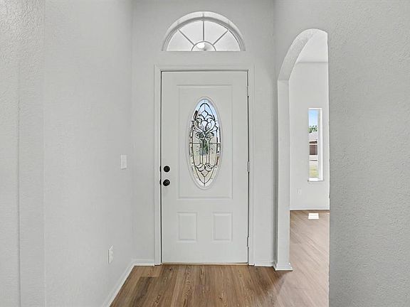 4th image of 11933 NW 7th St