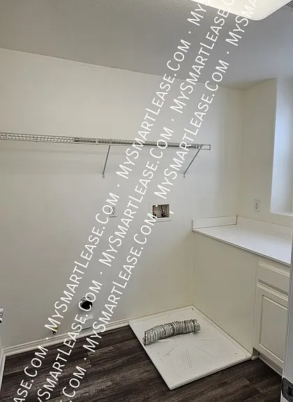 10324 Sicilian Dr — Photo 12