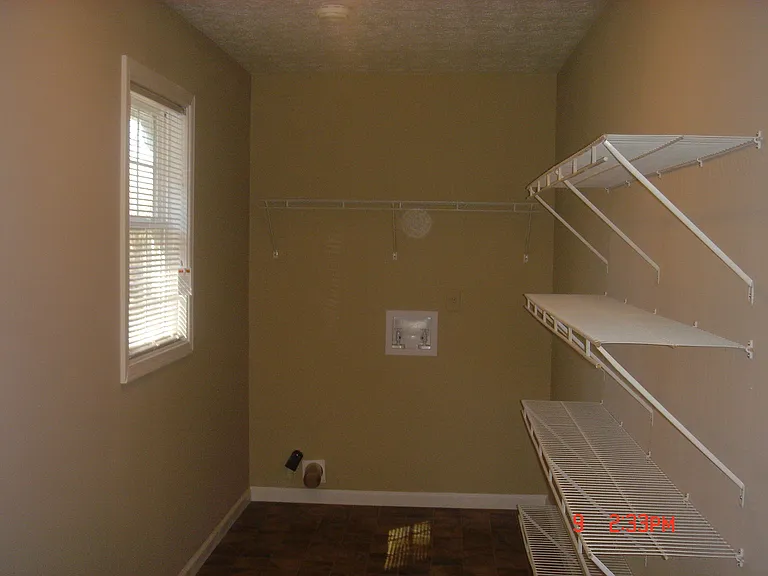 7265 Fernwood Dr — Photo 8