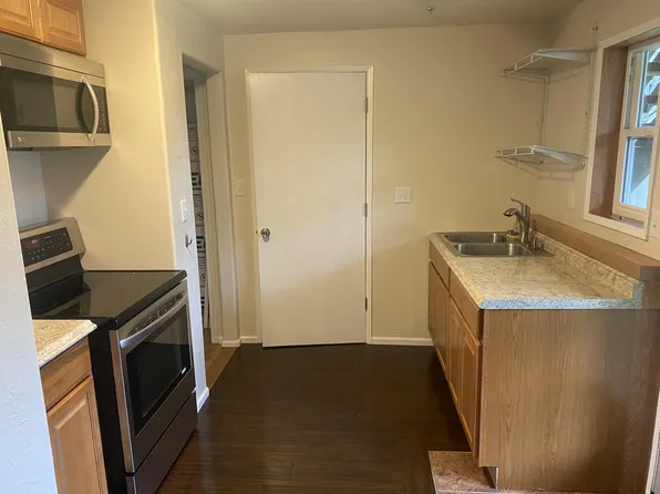 3040 Wood Duck Ave, Juneau, AK 99801