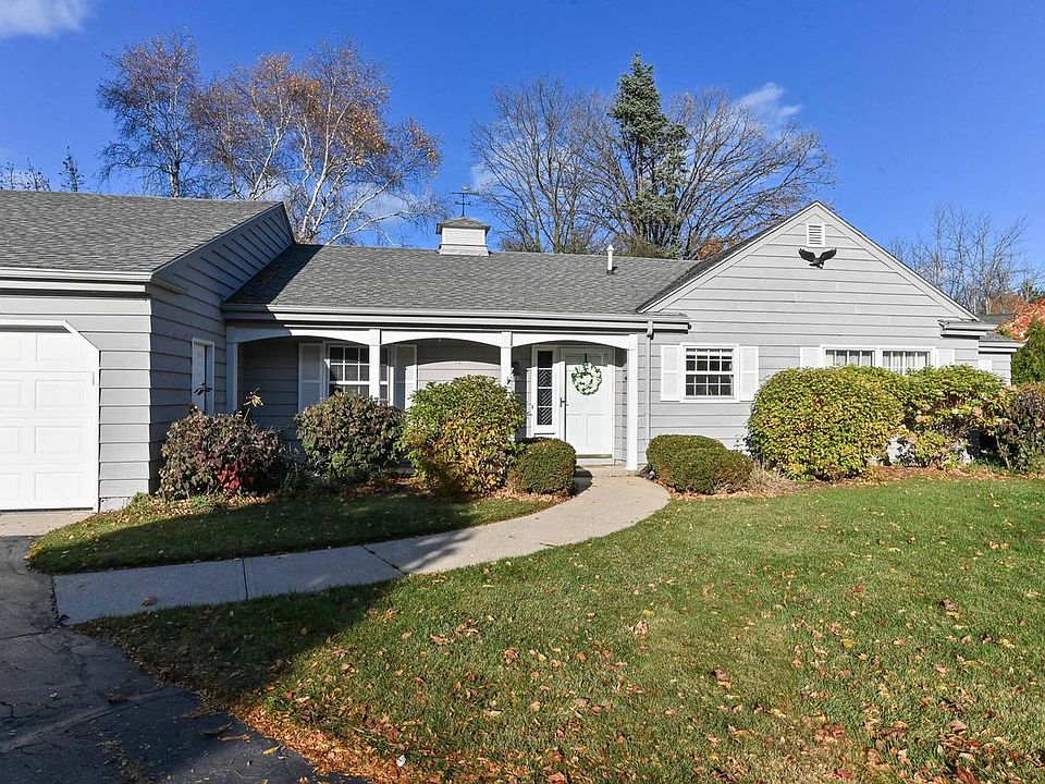 9610 N Orchard Ct, Mequon, WI 53092 MLS 1816145 Zillow