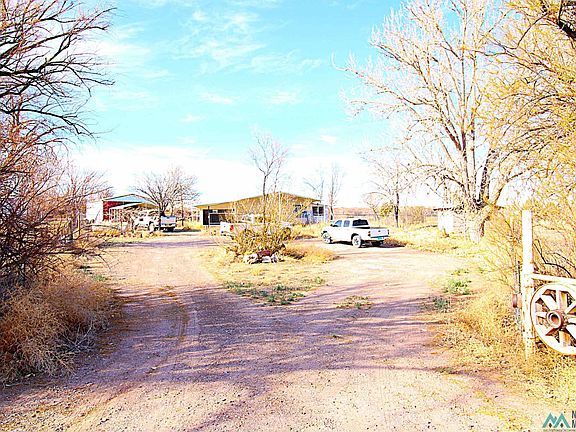 2nd image of 34 Jade Rd