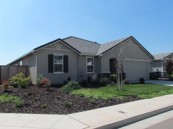 4758 Bellaire Avenue, Clovis, CA 93619