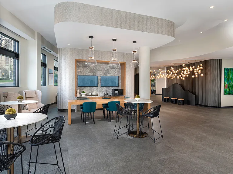 Rockwell at Crown — Photo 2