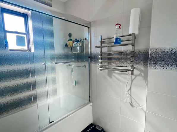 2820 Avenue Z image 8 of 16