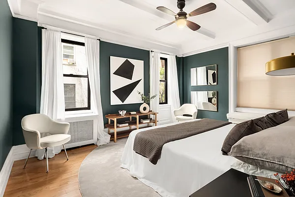 Sold by Douglas Elliman | media 10