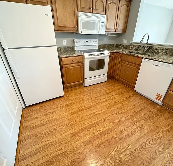 1514 Cross Keys Ct — Photo 6